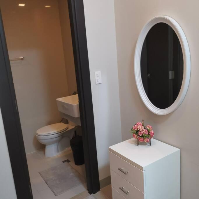 Apartment Newpointesuites 2 Uptown Bgc *
