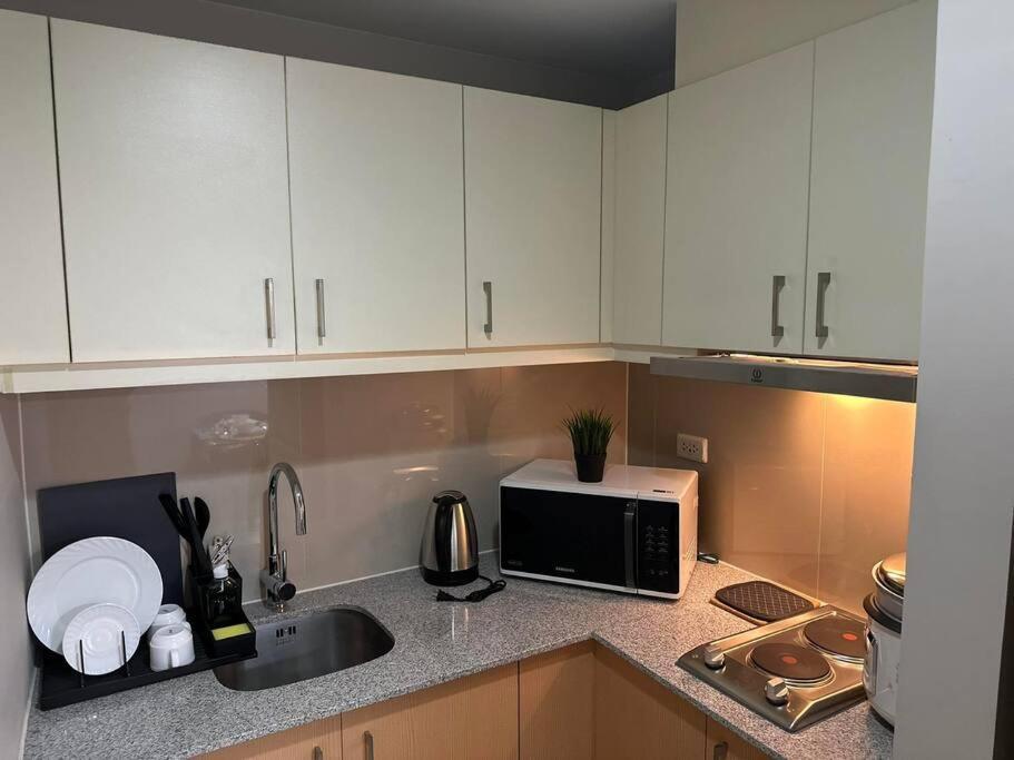Newpointesuites 2 Uptown Bgc *