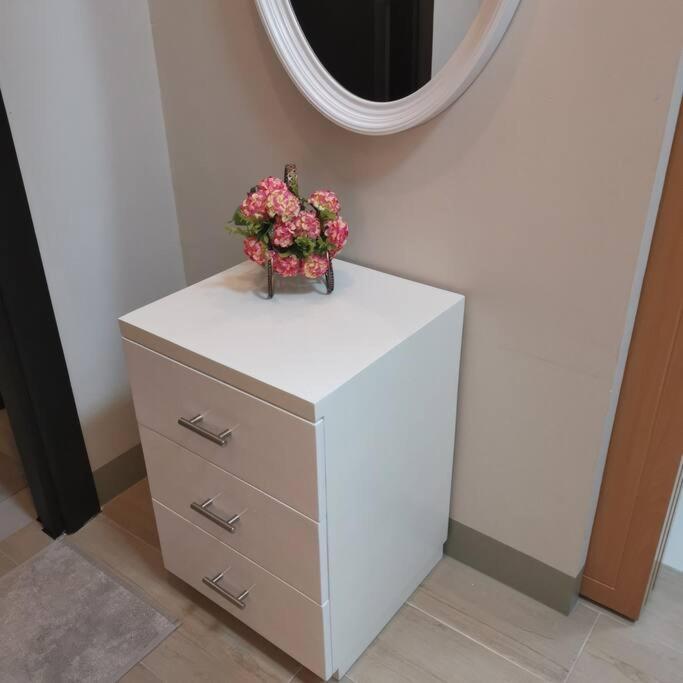 Newpointesuites 2 Uptown Bgc