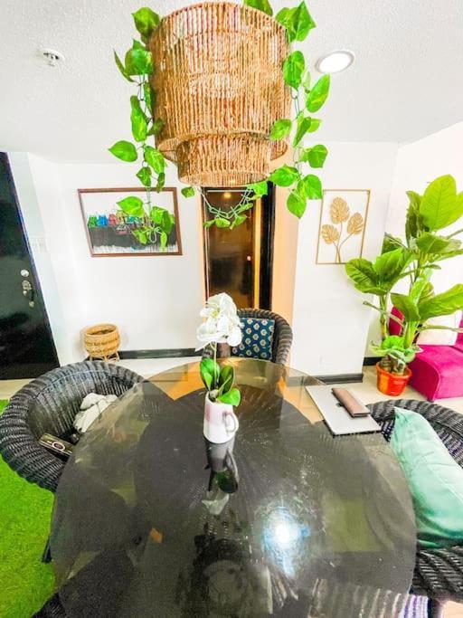 Lovely Penthouse In Makati Apartment Manila