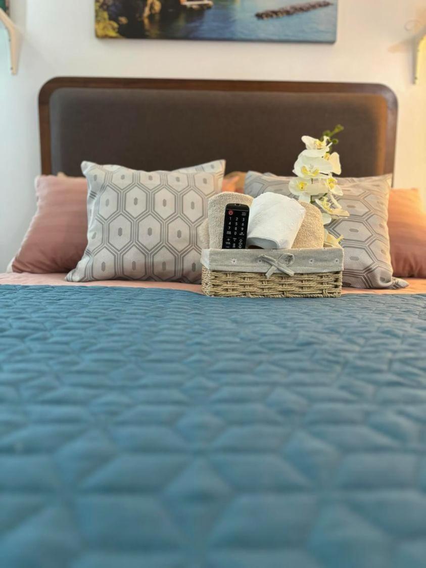 Seraphic Staycation Apartment *