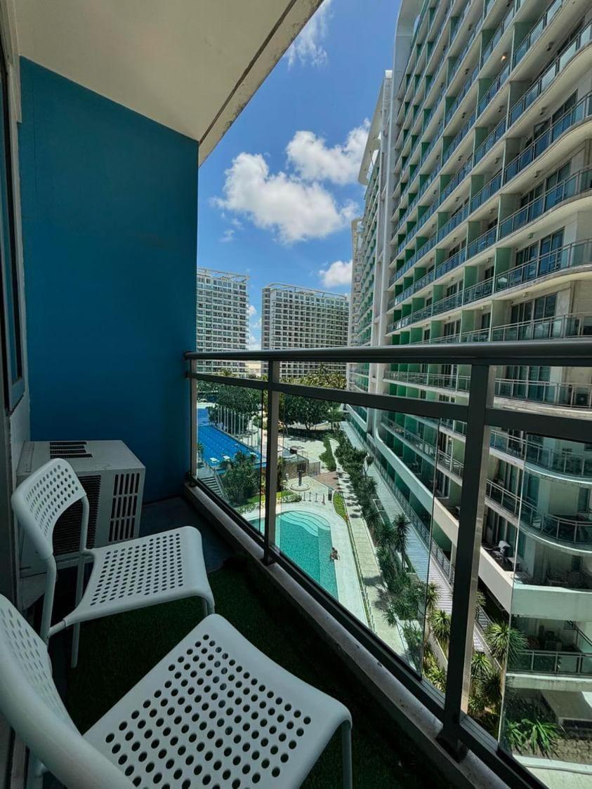 Apartment Seraphic Staycation Manila