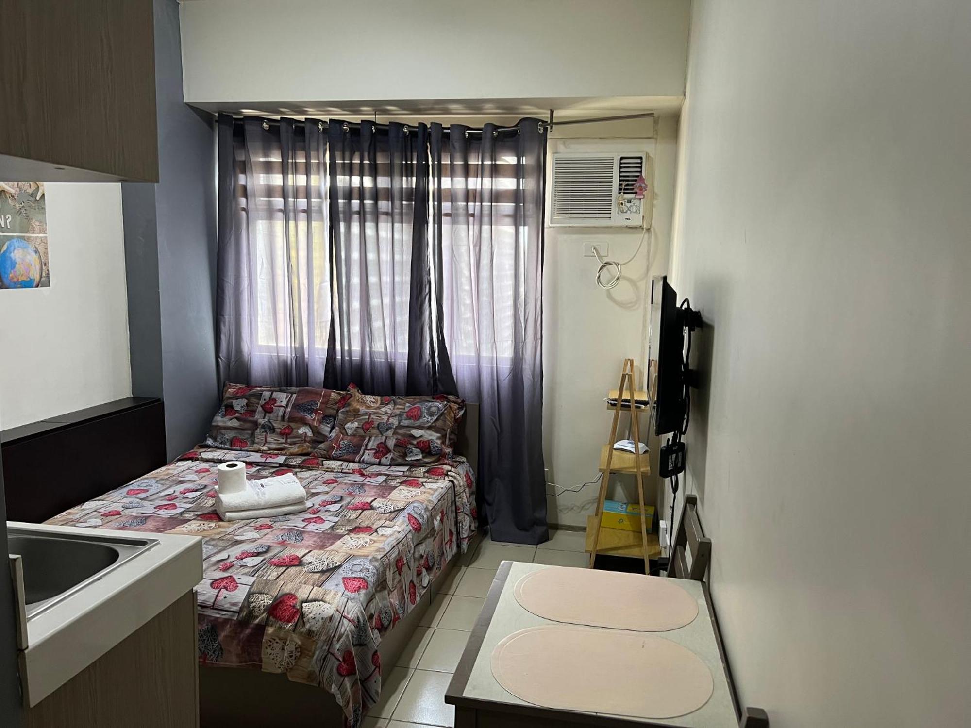 Ronsky Paradise Free Wifi And Netflix Apartamento Manila