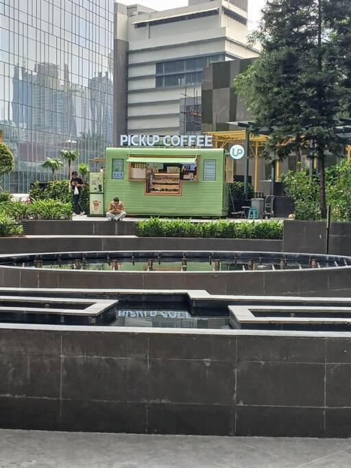 Spacious 1br Milano By Versace In Makati