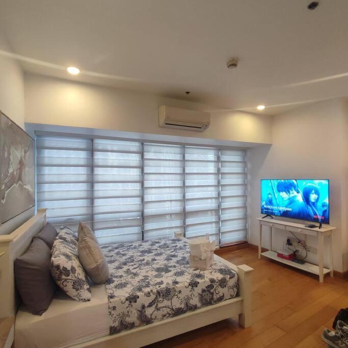 Apartment Spacious 1br Milano By Versace In Makati