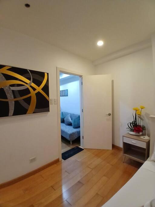 Spacious 1br Milano By Versace In Makati Apartment