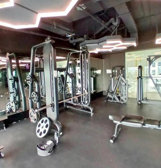 Spacious 1br Milano By Versace In Makati Apartment