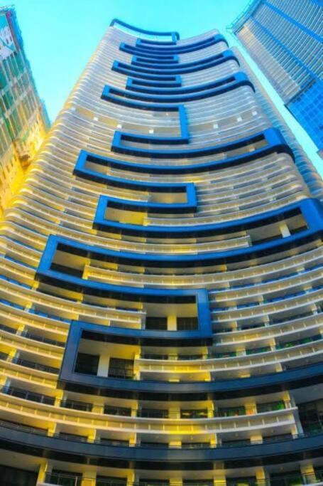 Apartment Spacious 1br Milano By Versace In Makati Manila