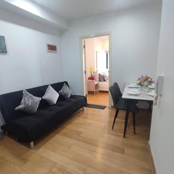 Spacious 1br Milano By Versace In Makati Manila