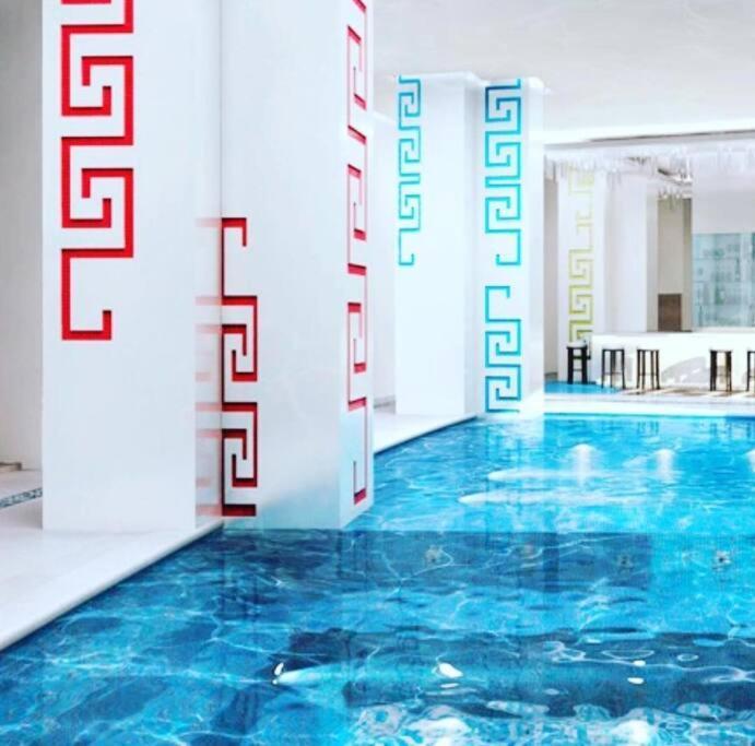 Spacious 1br Milano By Versace In Makati Manila