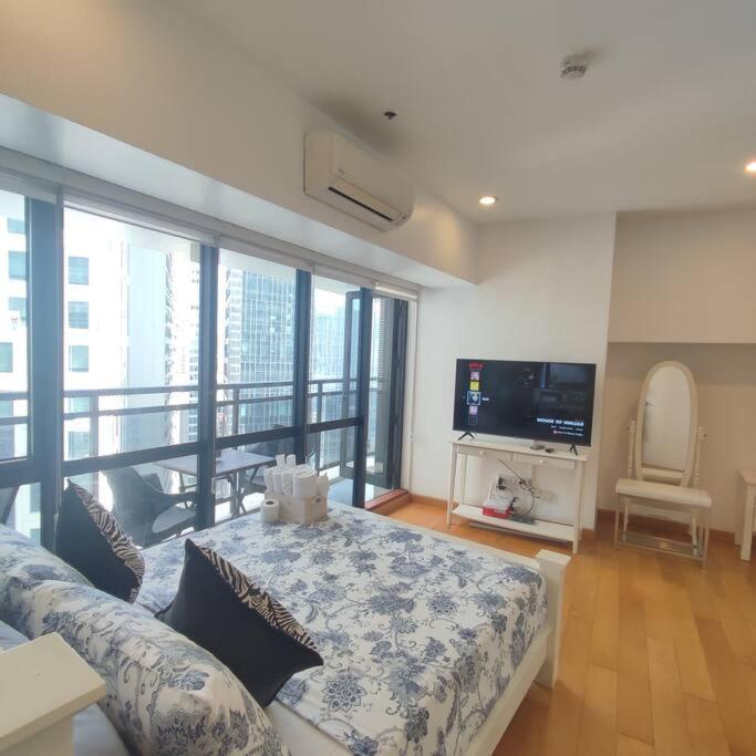 Apartment Spacious 1br Milano By Versace In Makati