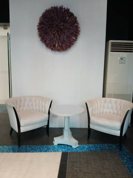 Apartment Spacious 1br Milano By Versace In Makati
