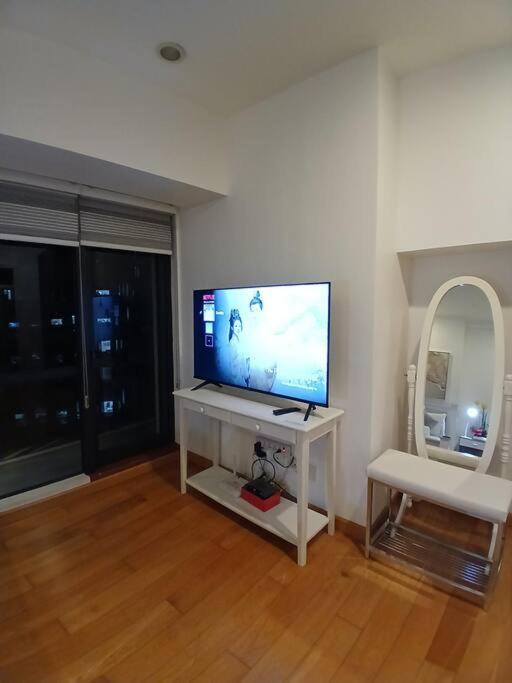 Spacious 1br Milano By Versace In Makati * Manila