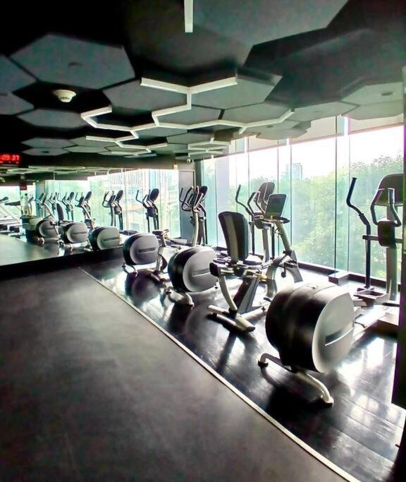Spacious 1br Milano By Versace In Makati Apartment