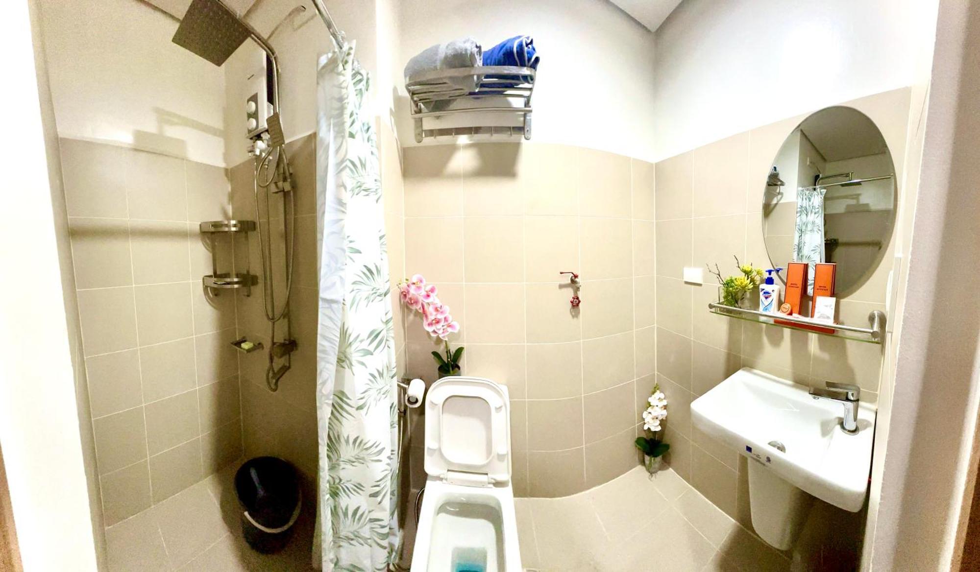 Luxury Living At Red Residences Makati 16 Apartment Manila