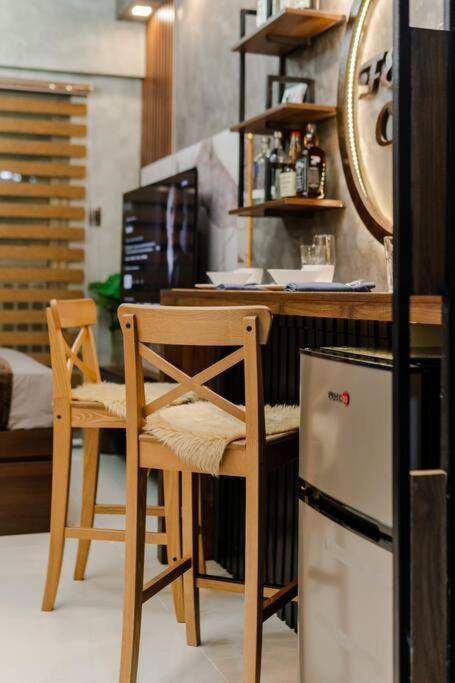 1br Makati, Lush Residences M004 *