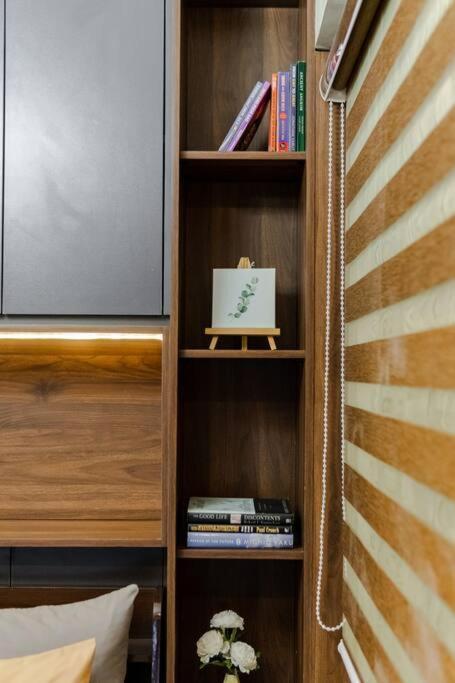 Apartment 1br Makati, Lush Residences M004