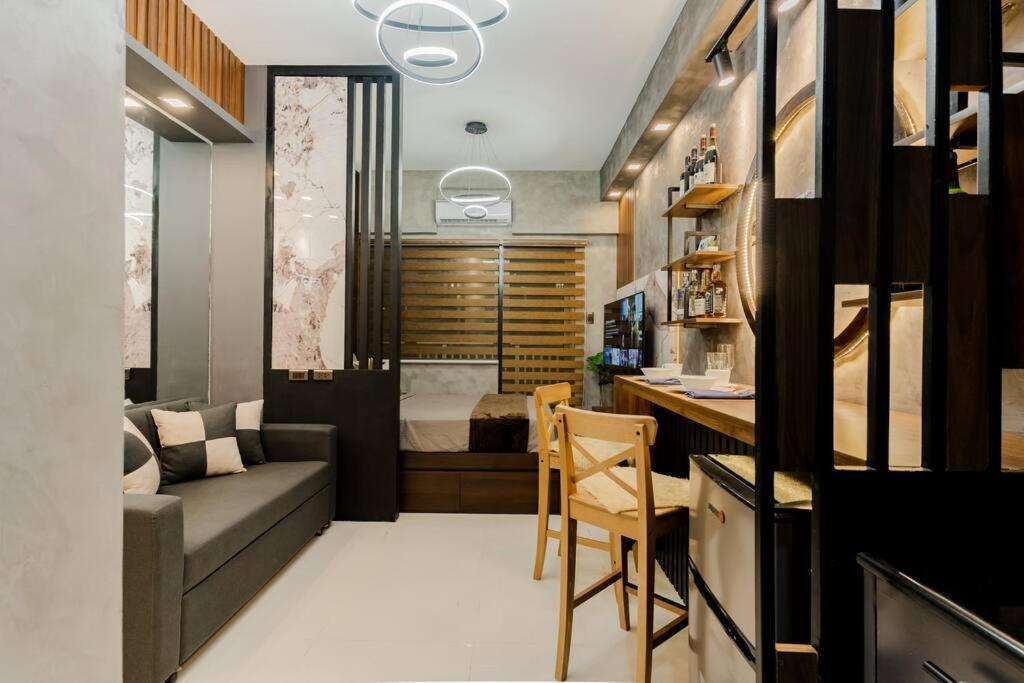1br Makati, Lush Residences M004 Apartment Manila