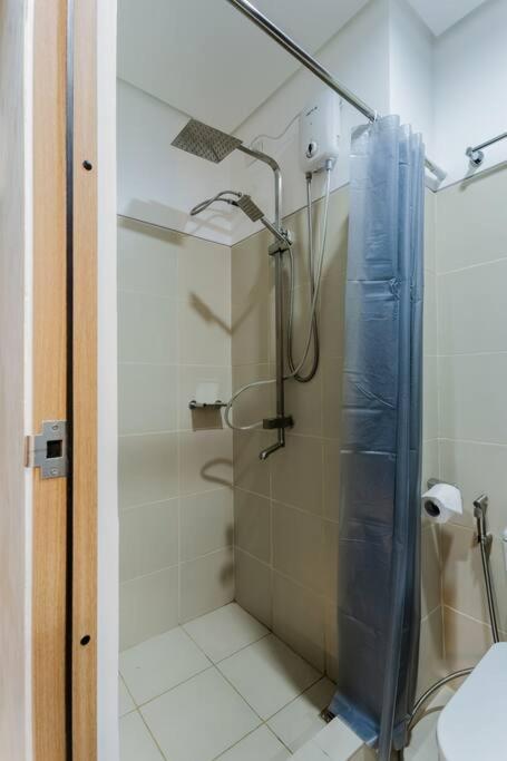 1br Makati, Lush Residences M004 *