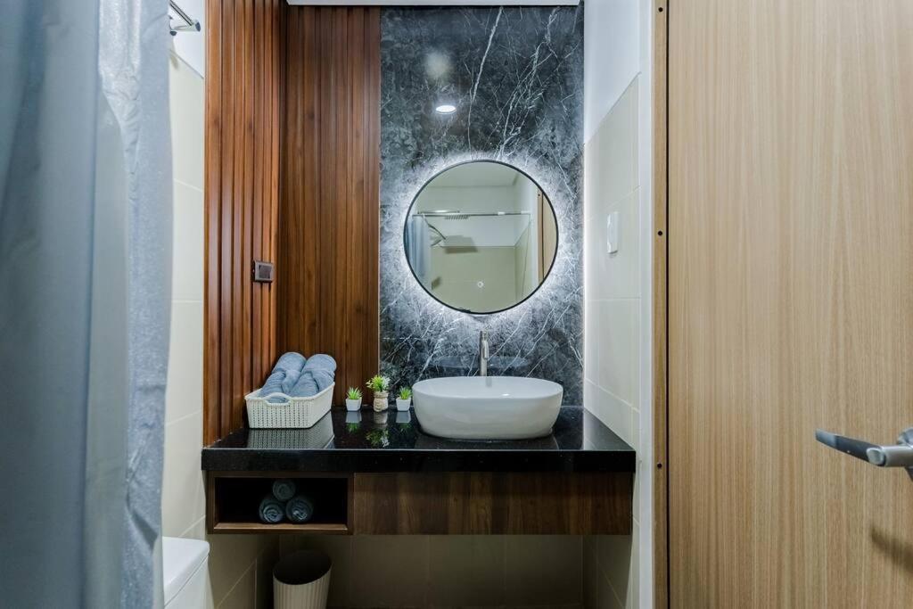 1br Makati, Lush Residences M004 * Manila
