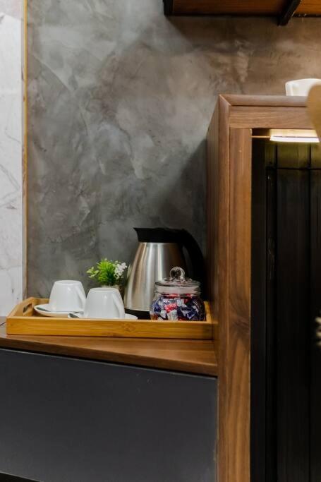 1br Makati, Lush Residences M004