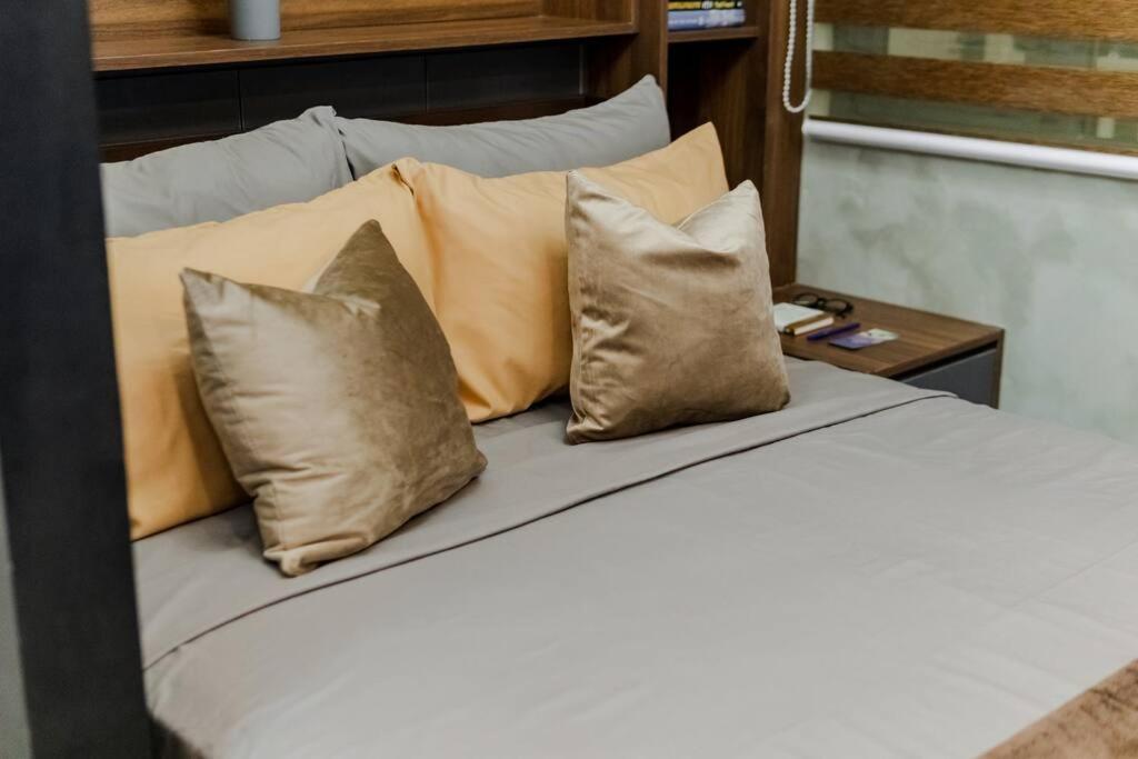 1br Makati, Lush Residences M004 * Manila
