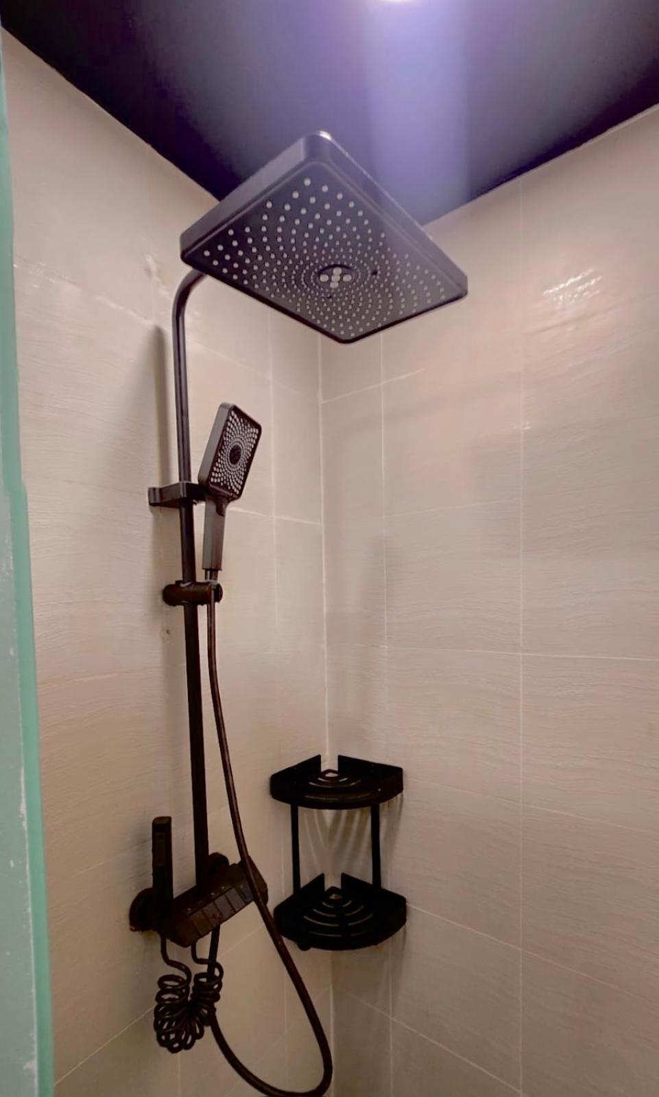 Azure Urban Staycation By Solace Peak 3 1bedroom With Ps4 * Manila