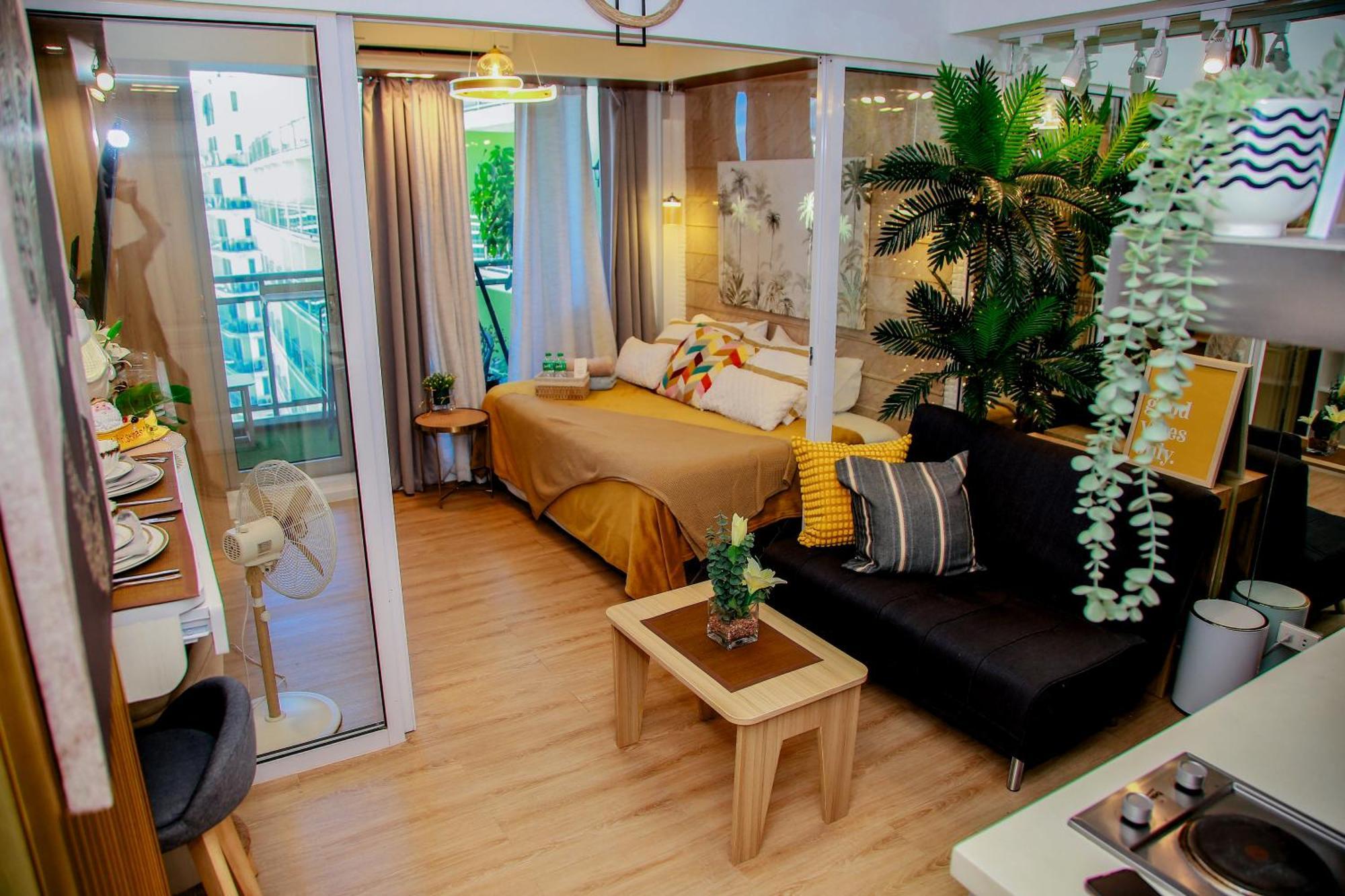 Azure Urban Staycation By Solace Peak 1 Bedroom View Homestay Manila