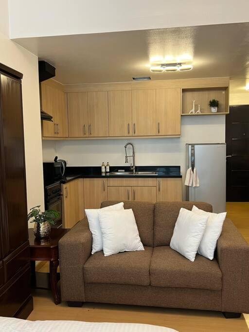 Apartment Contemporary At Avant Bgc *