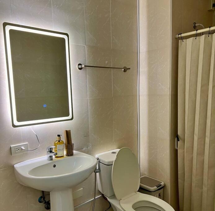 Charming 3-br In Bgc