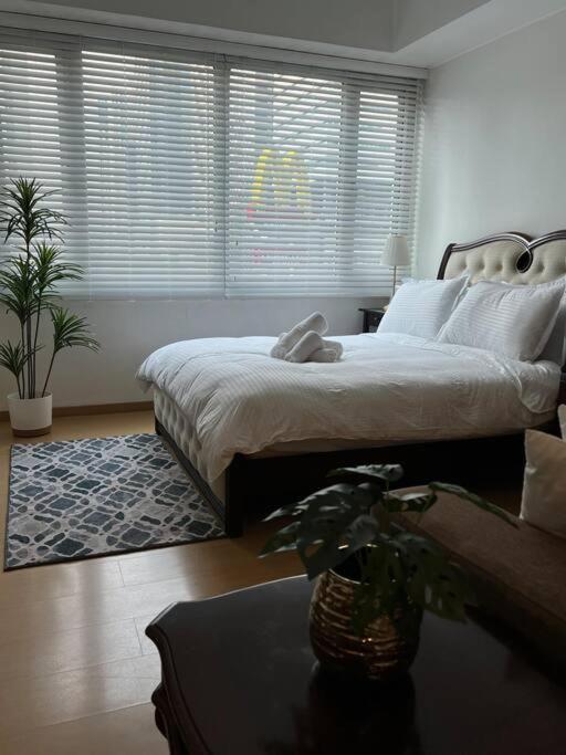 Apartment Contemporary At Avant Bgc *