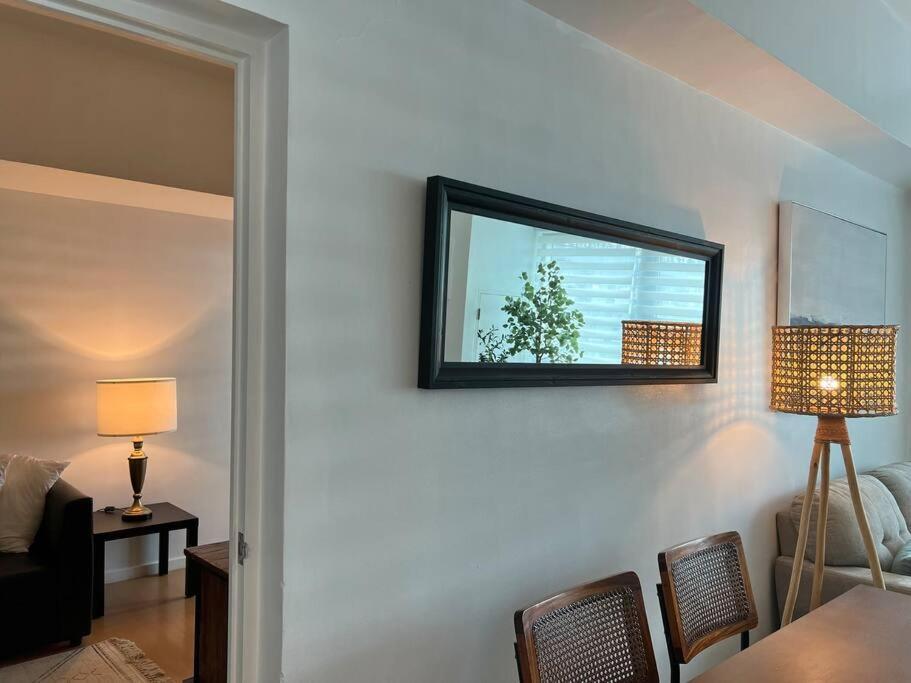Apartment Charming 3-br In Bgc Manila