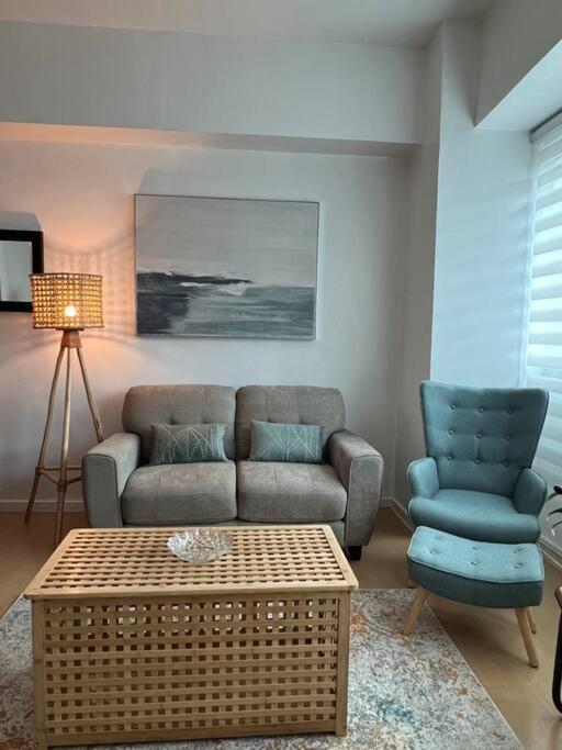 Apartment Charming 3-br In Bgc