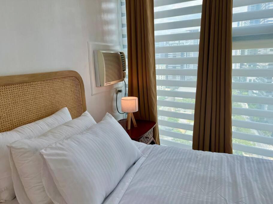 Apartment Charming 3-br In Bgc