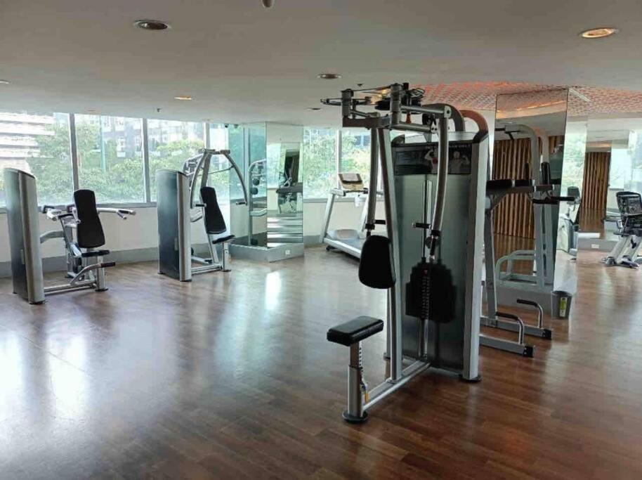 Charming 3-br In Bgc *