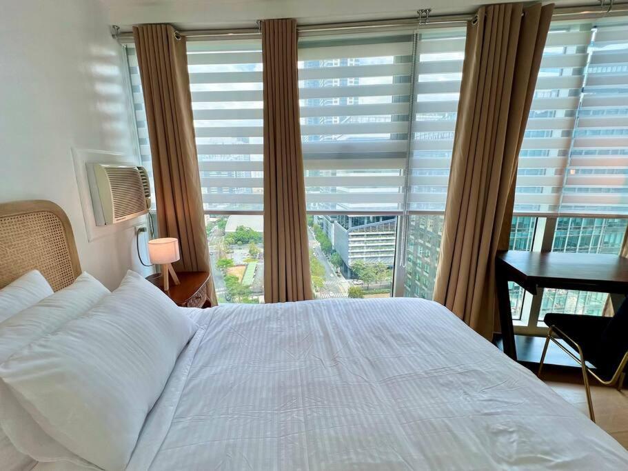 Charming 3-br In Bgc