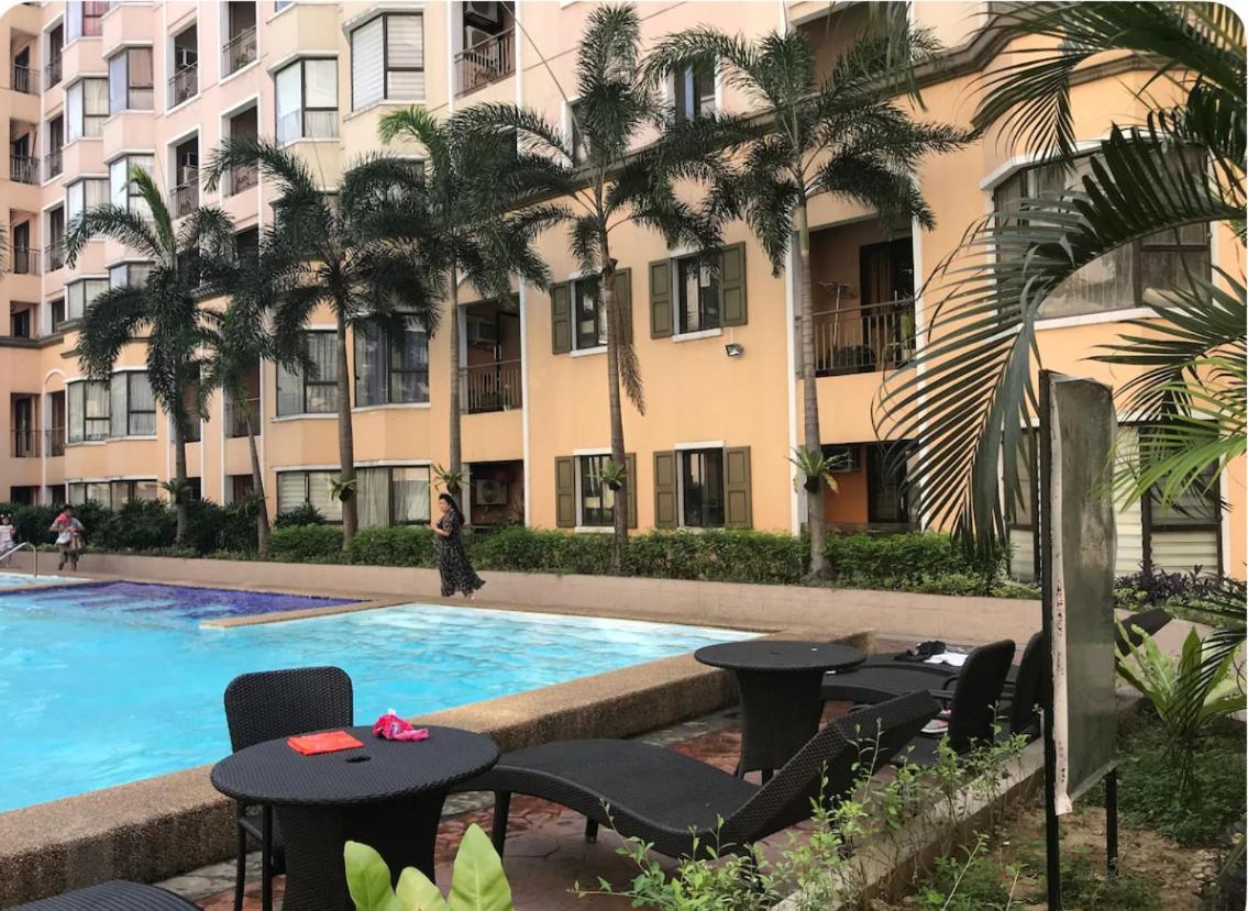 Apartment Montecito Unit Near Airport Manila