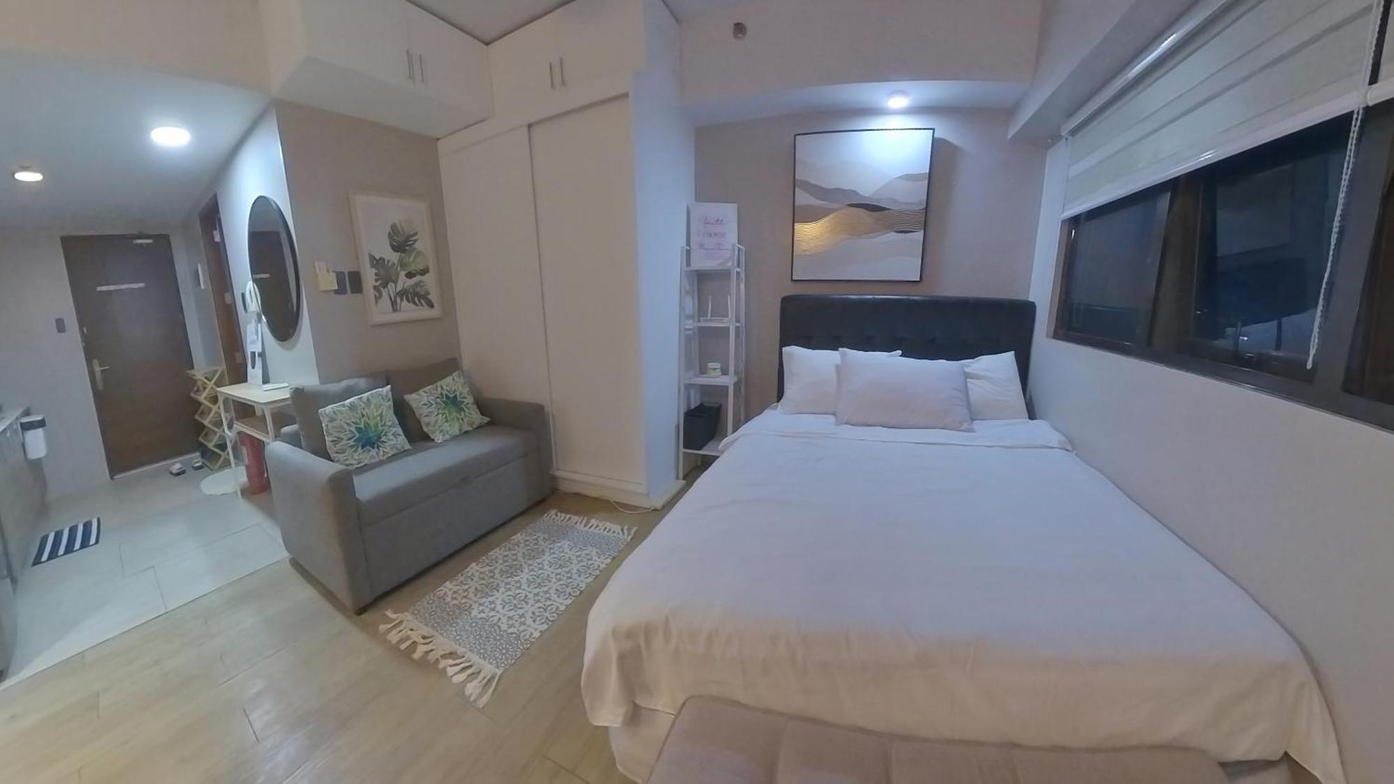 Urban Oasis At Monte Carlo Residenze, Sta Lucia Mall * Manila