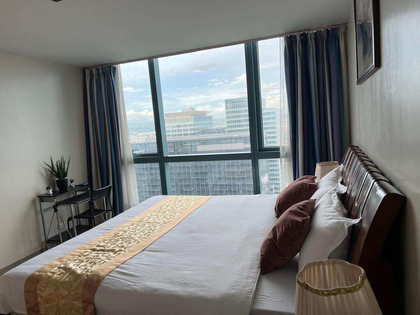Bgc One Uptown Apartment Manila