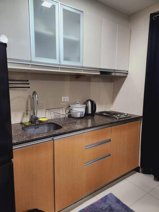 Apartment Cozy 1 Bedroom Flat Near Naia 3 *