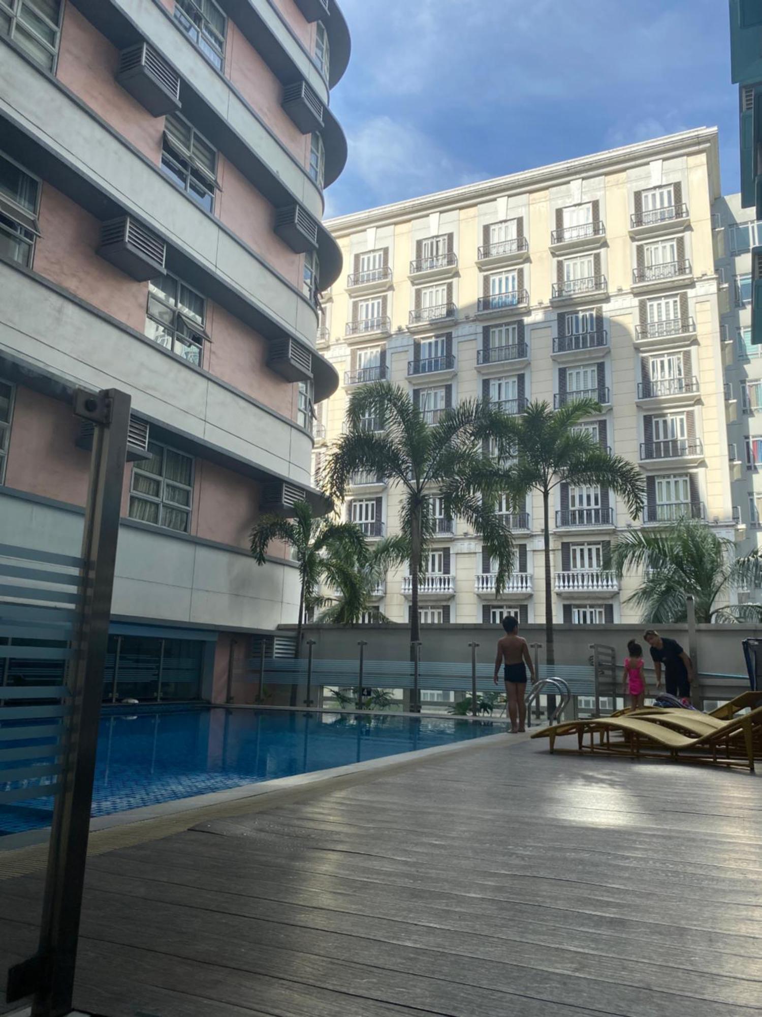 J&g Condotel Apartment Manila