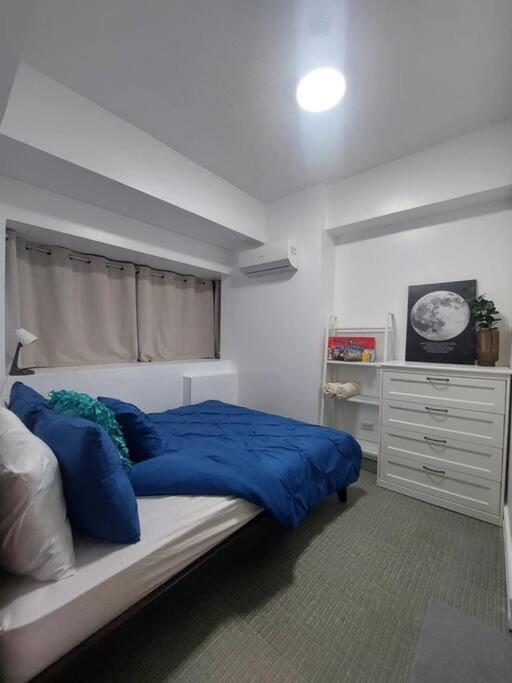 1br Forbeswood Parklane Near Burgos Circle Bgc Apartment Manila