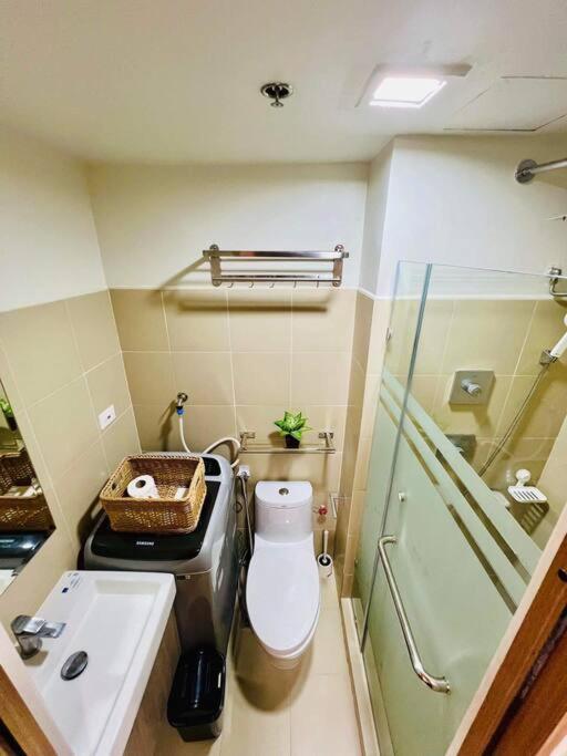 Apartment 1 Bedroom In The Heart Of *