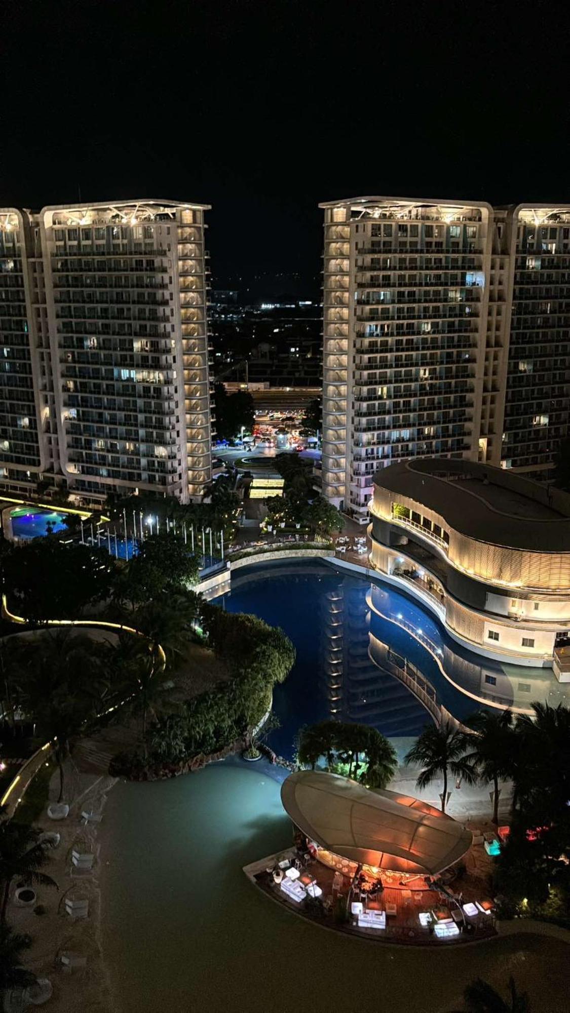 Azure Urban Residences Paranaque Apartment *