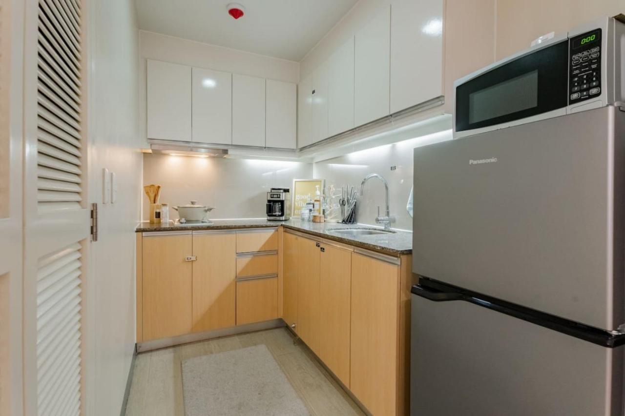 The Oasis 1 Bedroom With Pool Sauna Gym And