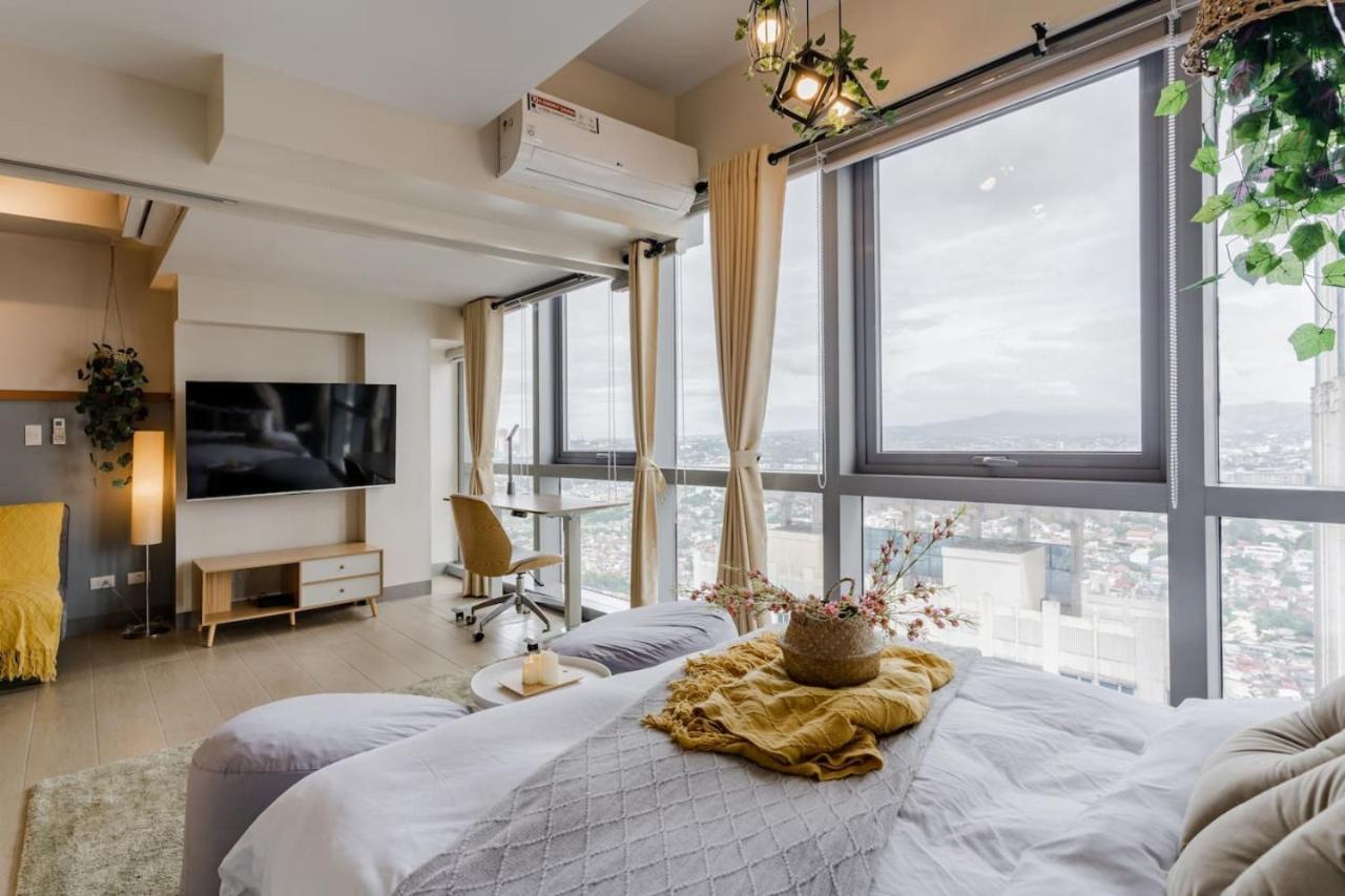 The Oasis 1 Bedroom With Pool Sauna Gym And Holiday home Manila