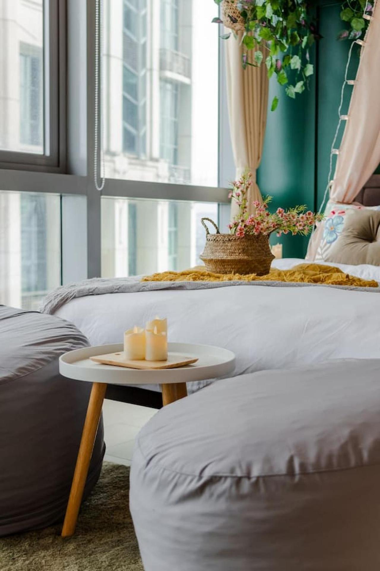 The Oasis 1 Bedroom With Pool Sauna Gym And Holiday home Manila