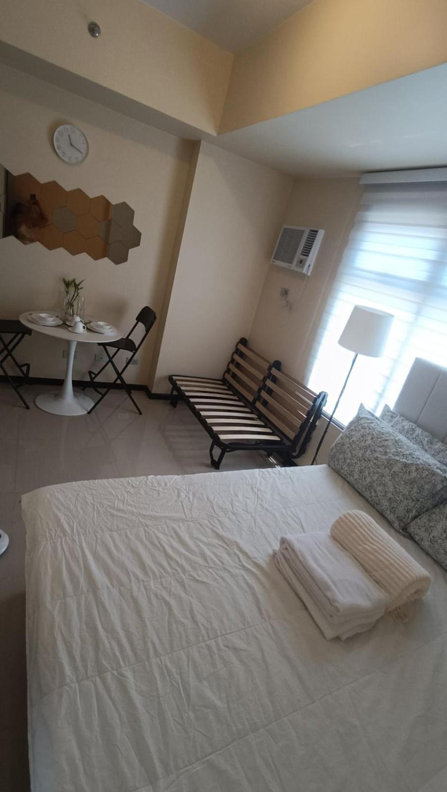 The Radiance Bay Yuri Apartment