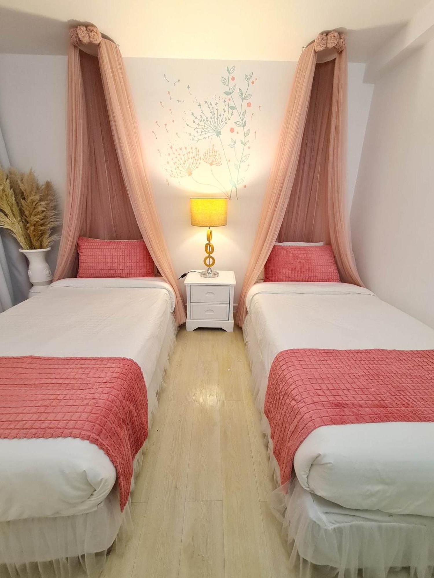Apartment Snug Haven At Azure