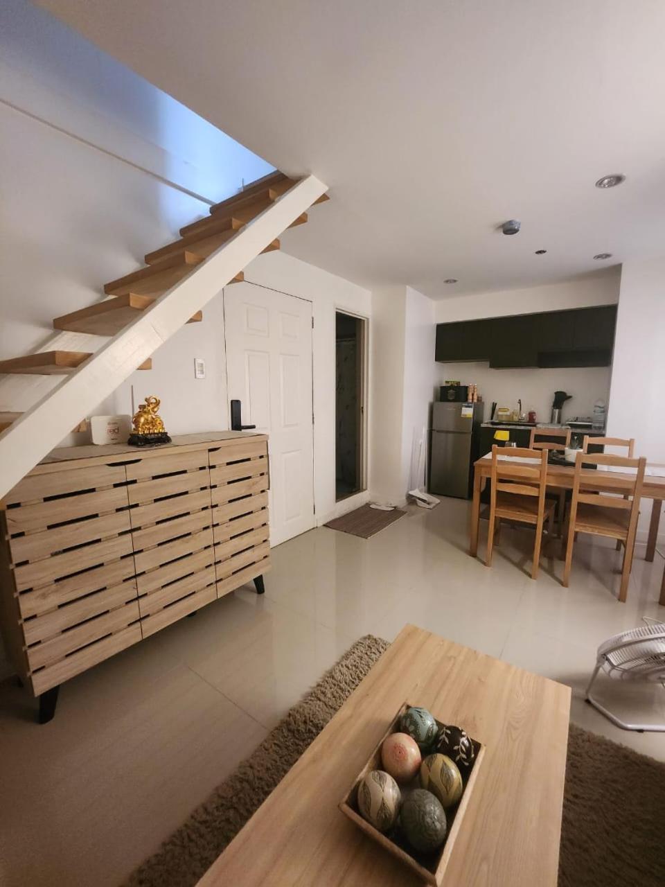 Victoria Towers D - 2 Bedroom Mejia Flat Apartment